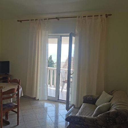 Apartments Dani Бол Екстер'єр фото