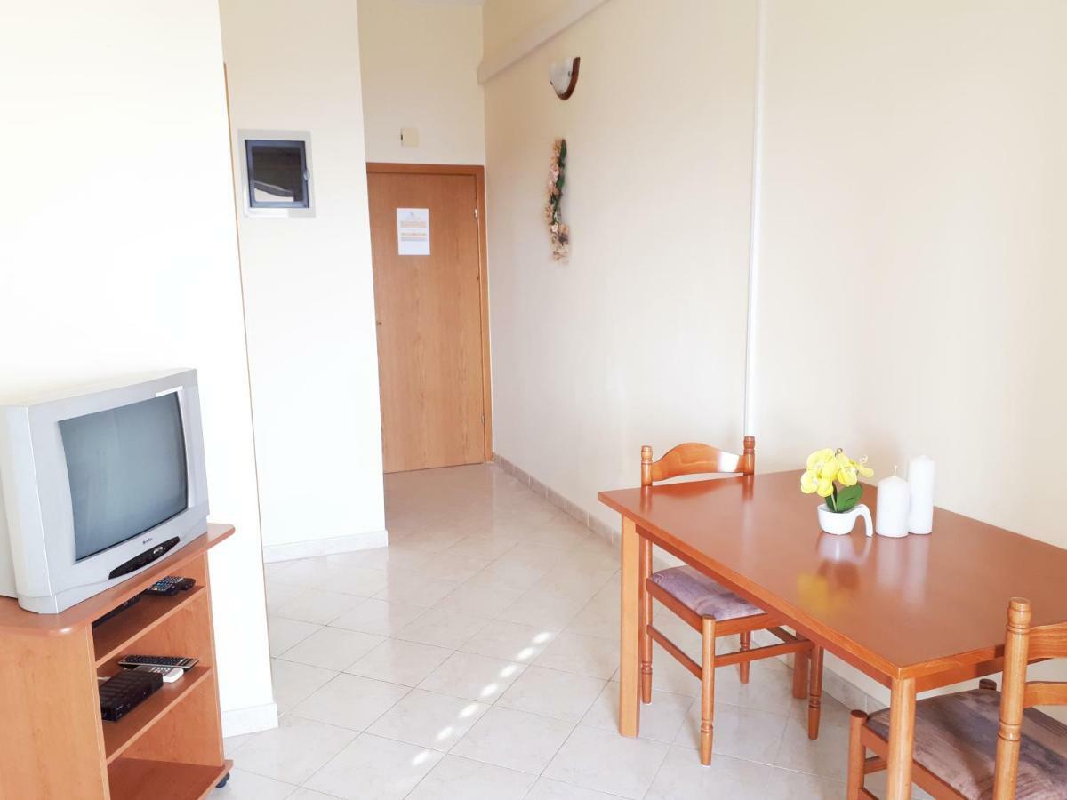 Apartments Dani Бол Екстер'єр фото